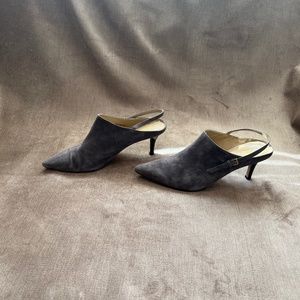 Trotters Bootie Slingback in Grey Suede Size 9M